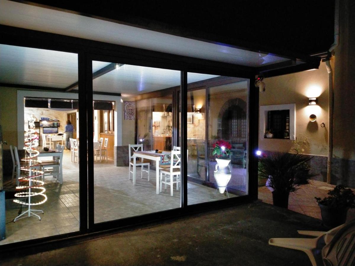 Villa Laura Apartment Giardini Naxos Exterior foto